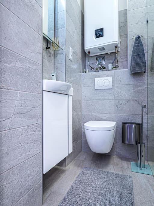 Vidra-lak With Private Parking Apartment *