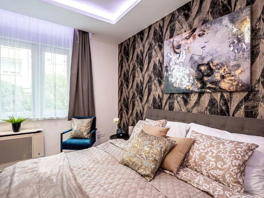 Vidra-lak With Private Parking Apartment Budapest