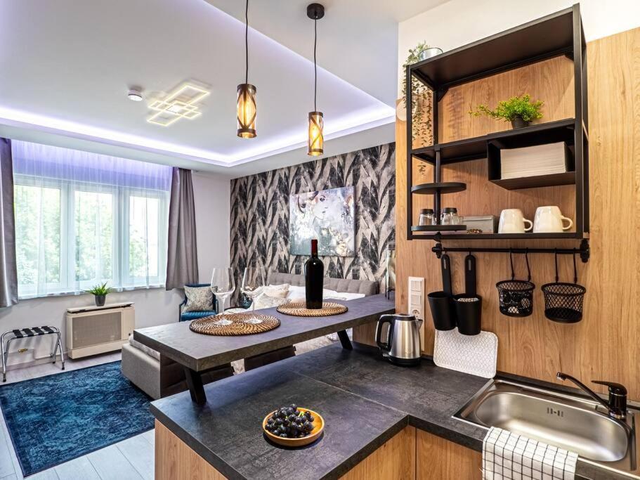 Vidra-lak With Private Parking Apartment
